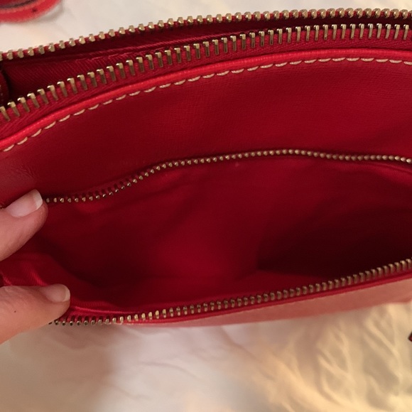 Dooney & Bourke red saffiano crossbody, EUC - Picture 5 of 9
